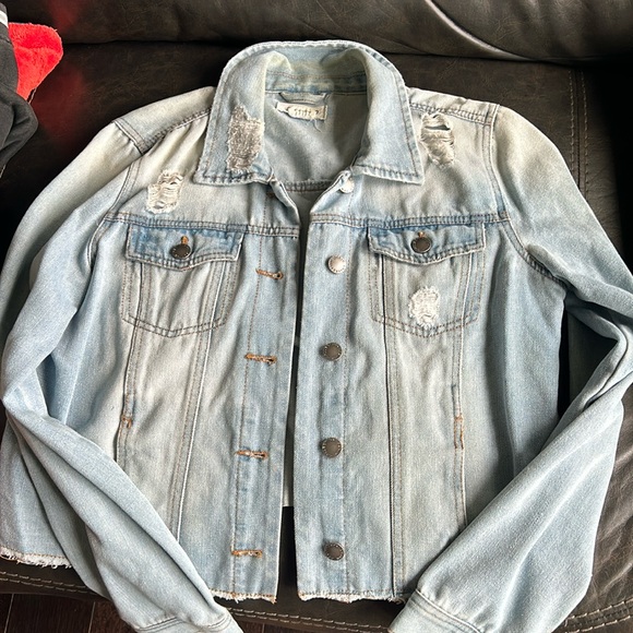 Cisono jean jacket - Picture 1 of 3